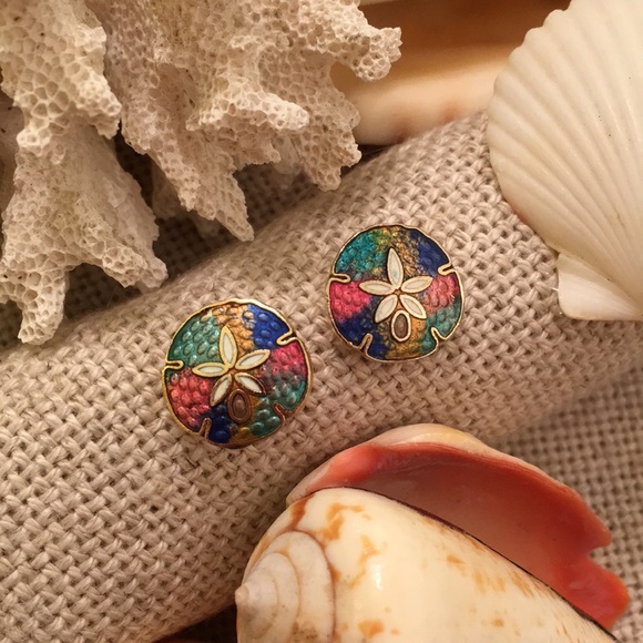 Vintage Jewelry - Vintage Cloisonné Sand Dollar Enamel Stud Earrings